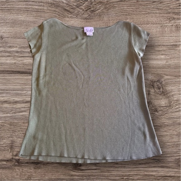 Ann Taylor LOFT beautiful olive green 100%Silk top weater olive green - Picture 4 of 11